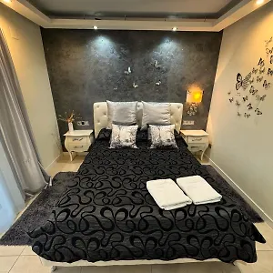 https://apartamento-amposta.top-hotels-tarragona.com